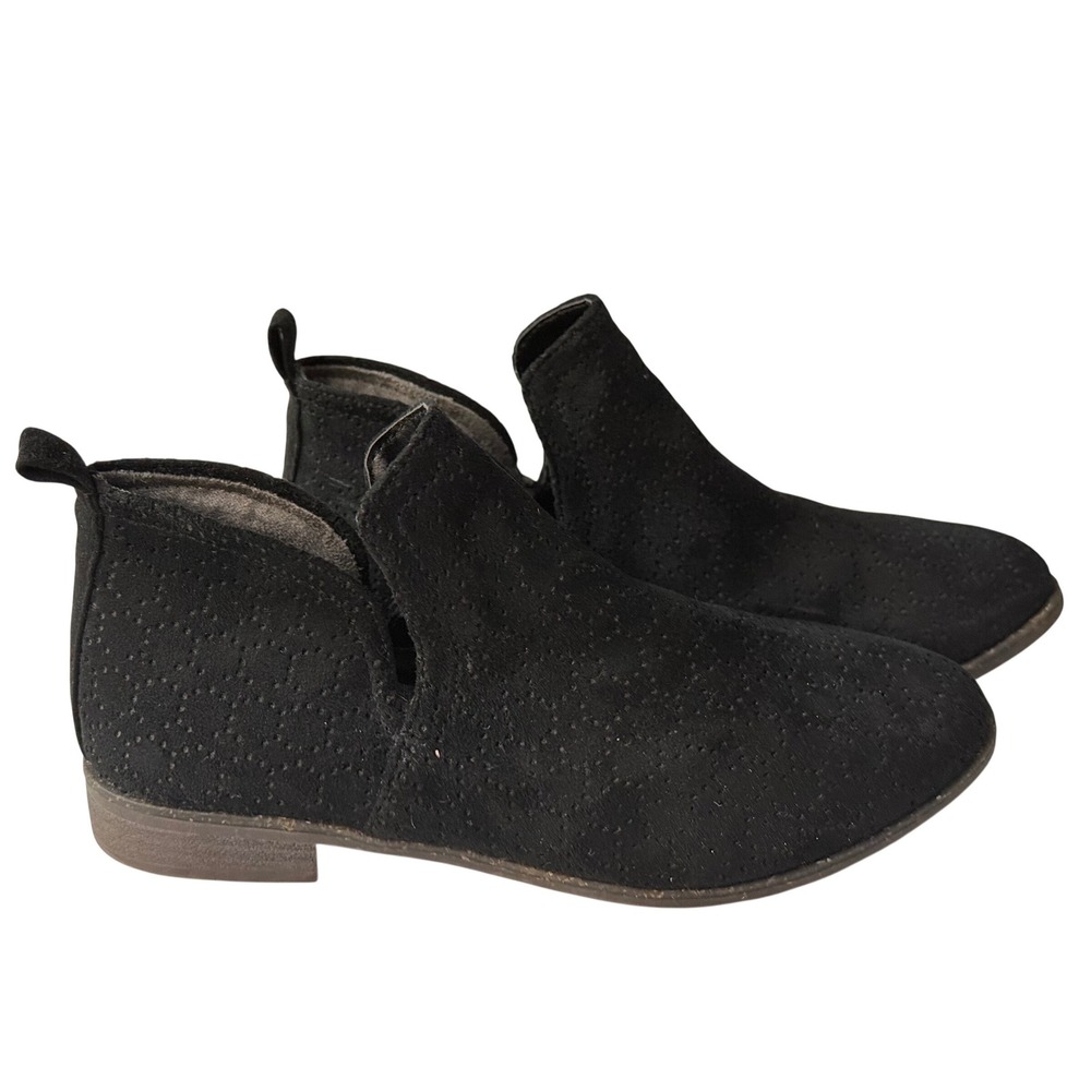 Dr Scholls Black Perforated V-Cut Ankle Boots BE Energized Foam Size 6.5M